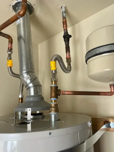 Water heater installation and plumbing repair in Crosspointe